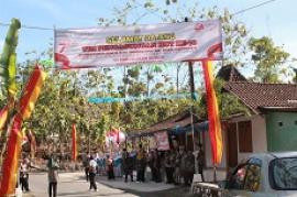 LOMBA PENGAGUNGAN DI PADUKUHAN SURUH