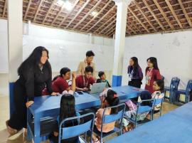 “Mengenal Alphabet untuk Menggenggam Dunia”