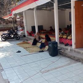 WARGA PADUKUHAN DUWET DAN KARANGWUNI NGGAMEL