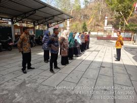 APEL DIHARI SENIN PAGI